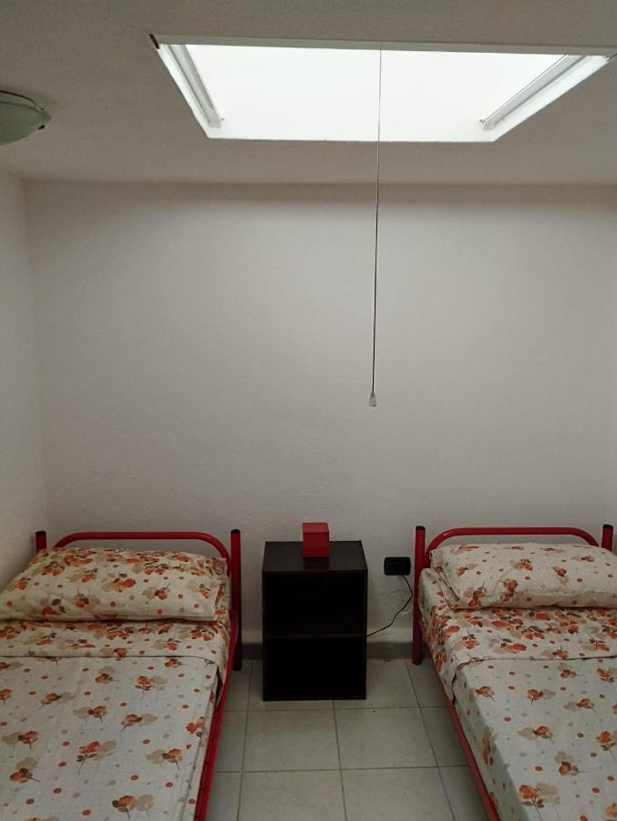 Casa Vacanze Cettina Home 3 Mt 50 Dal Mare Terra Mala Eksteriør bilde